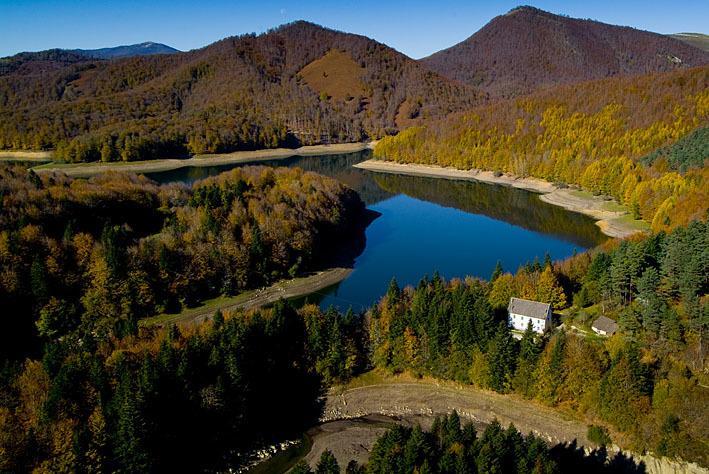 Penzion Ekolanda Esnoz Exteriér fotografie